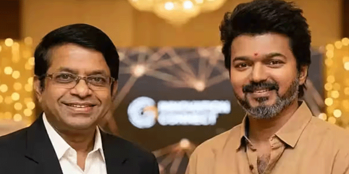 ‘വിജയ് ഇന്ത്യയുടെ പ്രധാനമന്ത്രിയാകും; നരേന്ദ്ര മോദിയുടെ ജാതകത്തിന്റെ പകർപ്പാണ് അദ്ദേഹത്തിന്റേത്; എതിർപ്പുകളൊന്നുമില്ലാതെ ഉയർന്ന സ്ഥാനങ്ങളിലെത്തും‘- ജ്യോതിഷി രാധൻ പണ്ഡിറ്റ് വെട്രിവേൽ