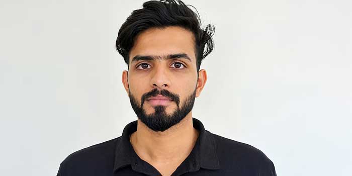ആദ്യം തുക, പിന്നെ പെണ്ണ്!! തുകയെത്തേണ്ടത് പെൺവാണിഭ കേന്ദ്രത്തിൽ സ്ഥാപിച്ച ക്യൂആർ കോഡിലേക്ക്, സ്ഥലത്തുള്ള യുവതികളിൽ നിന്ന് ഇഷ്ടമുള്ളവരെ ആവശ്യക്കാർക്ക് തെരഞ്ഞെടുക്കാം, കലൂരിൽ പെൺകുട്ടികളെ മർദിച്ച ശേഷം ഒളിവിൽ പോയ അക്ബർ അലി കഴിഞ്ഞ ജൂലൈയിൽ അറസ്റ്റിലായത് ഹൈടെക് പെൺവാണിഭ കേന്ദ്രം നടത്തിപ്പിന്റെ പേരിൽ