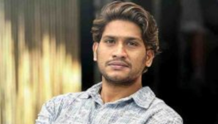“ഇഷ്ടമുള്ളത്ര എടുത്തോട്ടെ എന്ന് ചിന്തിചാകും അങ്ങനെ ചെയ്തത്, സവർണ്ണ ആധിപത്യം കൊണ്ട് വന്നേക്കുവാണ് തമ്പ്രാൻ ശിവൻ കുട്ടി”, വിഷം മനസ്സിൽ വെച്ച് നോക്കിയാൽ നമ്മൾ ഓരോരുത്തരും ചെയ്യുന്ന പലതും കുഴപ്പം പിടിച്ചതാണ്- വി മുരളീധരന് പിന്തുണയുമായി അഖില് മാരാര്