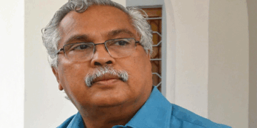 ‘സംസ്ഥാന സെക്രട്ടറി കൂടുതൽ ഉത്തരവാദിത്തത്തോടെയും പക്വതയോടെയും പെരുമാറേണ്ടയാൾ; സ്റ്റേറ്റ് സെക്രട്ടേറിയറ്റ് എന്ന ഘടകം തന്നെ അനാവശ്യം അത് പുനഃസംഘടിപ്പിക്കുകയോ പിരിച്ചുവിടുകയോ വേണം’; ബിനോയ് വിശ്വത്തിനെതിരെ പാർട്ടിയിൽ രൂക്ഷ വിമർശനം