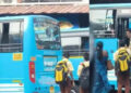 കൈകൂപ്പി പറഞ്ഞിട്ടും വിദ്യാർത്ഥികളെ ബസ്സിൽ കയറ്റിയില്ല, കണ്ടക്ടറുടെ ലൈസന്സ് സസ്പെന്ഡ് ചെയ്തു, നടപടി വിശദീകരണം തേടിയതിനു പിന്നാലെ, ബസ് സ്റ്റാന്ഡുകളില് പരിശോധന കര്ശനമാക്കി പൊലീസ്