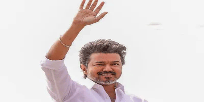 ‘സൊല്ലുന്ന മട്ടും താൻ ചെയ്യും‘ ; സർക്കാർ ആശുപത്രികളിൽ ജനിക്കുന്ന കുഞ്ഞുങ്ങൾക്ക് സ്വർണ്ണ മോതിരം! തായ് മാമൻ ഗോൾഡ് റിങ് സ്കീമുമായി തമിഴ്നാട് മുഖ്യമന്ത്രി; വിജയ്യുടെ ജന്മദിനമായ ജൂൺ 22 മുതൽ പ്രാബല്യത്തിൽ; പ്രതിവർഷം 755.83 കോടി രൂപ വകയിരുത്തും