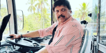 ‘എനിക്ക് അപേക്ഷ കൊടുക്കാനല്ലേ പറ്റൂ; ലൈസൻസ് പിടിച്ചുവാങ്ങാൻ പറ്റില്ലല്ലോ? ലൈസൻസ് തന്ന ഉദ്യോഗസ്ഥൻ ആരാണെന്ന് അന്വേഷിച്ച് നടപടിയെടുക്കണം’: 18 വയസ്സിന്‌ മുമ്പ് ലൈസൻസ് കിട്ടിയ വിവാദത്തോട് പ്രതികരിച്ച് ​ഗണേഷ്കുമാർ