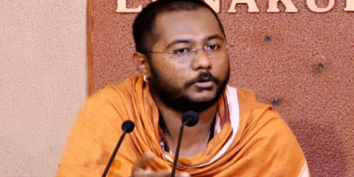 ‘കൊച്ചിയിൽ മുളകിന്റെ പേരിൽ ഹോട്ടൽ നടത്തുന്നയാൾ ലഹരിയുടെ കേന്ദ്രമാണ്;  ചെന്നിത്തലയെ വെല്ലുവിളിക്കുന്നു, അയാളെ പിടിക്ക്;  പൂക്കി മുഖ്യമന്ത്രിക്ക് യുവാക്കളുടെ ഭാവിയെക്കുറിച്ച് ആശങ്കയുണ്ടോ? പൊലീസിന് ഉണ്ട ഇല്ലെങ്കിൽ എന്റെ തോക്കിൽ നിന്ന് നൽകാം‘ ഹിമവൽ ഭദ്രാനന്ദ