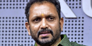 ആർ.എസ്.എസ് പരിപാടിയിൽ പങ്കെടുത്തതിന് മാപ്പ് പറയണമെങ്കില്‍ ആദ്യം അങ്ങ് തന്നെ പറഞ്ഞു തുടങ്ങൂ…  വി ഡി സതീശനെ വിമര്‍ശിച്ച് കെ സുരേന്ദ്രന്‍