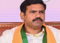 ‘ കോൺ​ഗ്രസിന് കുട ചൂടി കൊടുത്ത്, ബിജെപിയെ തിരിഞ്ഞു കൊത്തിയ ഒരൊറ്റയെണ്ണത്തിനെയും വെറുതെ വിടില്ല; കടുത്ത നടപടി സ്വീകരിക്കും’: കർണാടക ബിജെപി അധ്യക്ഷൻ ബി.വൈ. വിജയേന്ദ്ര