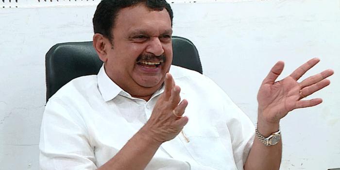 ’10 വര്ഷം കൊണ്ട്എൽഡിഎഫ് തകര്ത്ത സംവിധാനം ഒരു മാസം കൊണ്ട് നേരെയാക്കാൻ അത്ഭുത വിളക്കൊന്നും കയ്യിലില്ല; നിലവിലുള്ള പ്രശ്നങ്ങൾ പരിഹരിക്കാൻ ഘട്ടംഘട്ടമായ ഇടപെടലുകൾ ആവശ്യം’: കെ മുരളീധരൻ