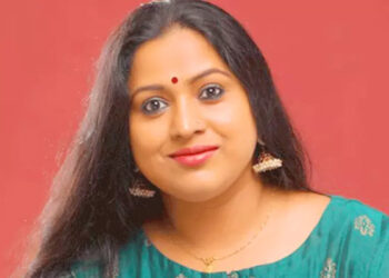 സ്ത്രീയെന്ന പരിഗണന പോലും നൽകുന്നില്ല, തനിക്കെതിരെ നടക്കുന്നത് ക്രൂരമായ സൈബര് ആക്രമണം, ആര് ചെയ്യിപ്പിച്ചാലും കുറ്റക്കാരെ കണ്ടെത്തണം, പരാതിയുമായി ലക്ഷ്മി പ്രിയ