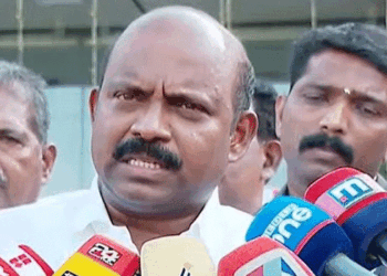 ഒന്നും അറിഞ്ഞില്ല, പറ‍ഞ്ഞില്ല; വീര്യം കുറഞ്ഞ മദ്യത്തിന് നികുതി കുറച്ചതിൽ മന്ത്രി എം ലിജുവിന്  അതൃപ്തി; എക്സൈസ് കമ്മീഷണറെ കാണും; ശേഷം മുഖ്യമന്ത്രിയെയും