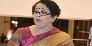 ‘സ്‌നേഹപൂർവം പടിയിറങ്ങുന്നു… ‘അമ്മ’യിൽ നിന്നും… സത്യത്തിനൊപ്പം… ന്യായത്തിനൊപ്പം… ശ്വേതയ്‌ക്കൊപ്പം’ –  ഫേസ്ബുക്കിലൂടെ അറിയിച്ച് മല്ലികാ സുകുമാരൻ