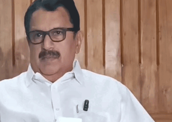 ‘സണ്ണിയുടെ ബന്ധുവെങ്കിലും ബെന്നി തോമസ് രാഷ്ട്രീയ പാരമ്പര്യമുള്ളയാൾ’; ബന്ധുനിയമന വിവാദത്തിൽ സണ്ണി ജോസഫിനെ പിന്തുണച്ച് കെ.മുരളീധരൻ