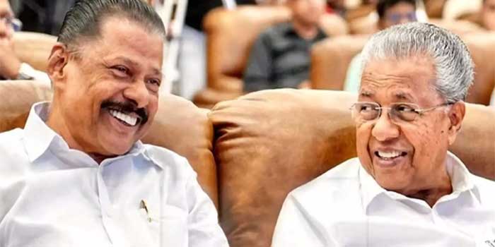 കീഴ്ഘടകങ്ങളുടെ അഭിപ്രായം പോലും മാനിക്കാത്ത സംസ്ഥാന സെക്രട്ടേറിയറ്റ് പിരിച്ചുവിടണം!! ഞാനല്ലാതെ മറ്റാര് എന്ന മട്ടിൽ പിണറായിയുടെ ചിത്രംവെച്ചു പ്രചാരണം നടത്തിയത് കമ്യൂണിസ്റ്റ് രീതിയല്ല, വ്യക്തികേന്ദ്രിതം… സംസ്ഥാന സെക്രട്ടറി പറയേണ്ടതുമാത്രം പറഞ്ഞാൽ മതി- ആഞ്ഞടിച്ച് സിപിഐ