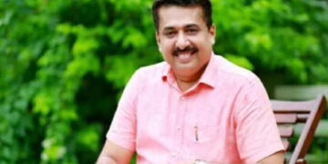 “ഞങ്ങൾ ഒരു കരാറും ഒപ്പിട്ടിട്ടില്ല,  സഖ്യകക്ഷികളെ പോലും അറിയിക്കാതെ പരമരഹസ്യമായിട്ട് പിണറായി സർക്കാർ ഒപ്പിട്ട കരാറാണിത്,  അന്നത്തെ വിദ്യാഭ്യാസ മന്ത്രിയുടെ  പണികളാണിതൊക്കെ, കഴുത്തും കത്തിയും കൂടി നിങ്ങൾ  കേന്ദ്രത്തിന് കൊടുത്തു”- സിപിഎമ്മിനെ രൂക്ഷമായി വിമര്‍ശിച്ച് എന്‍ ഷംസുദ്ദീന്‍