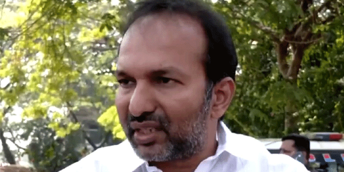 ‘അമ്മ’ സംഘടനയിലെ ആഭ്യന്തരപ്രശ്‌നങ്ങളിൽ തലകടത്താൻ  സർക്കാരില്ല; നിലവിലെ വിഷയം പരിഹരിക്കുമെന്നാണ് ഭാരവാ​ഹികളുടെ ഉറപ്പ്; ​ഗവൺമെന്റ് ഇടപെടേണ്ട ഒരു വിഷയം വരുന്ന സാഹചര്യത്തിൽ ഇടപെടും – മന്ത്രി പി.സി വിഷ്ണുനാഥ്