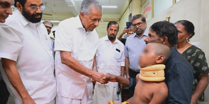 ‘സർക്കാർ മാറിയത് ആന അറിഞ്ഞില്ല എന്ന് പറയുന്നത് ഒന്നിനും മറുപടി അല്ല’; കാട്ടാനയാക്രമണത്തിൽ പരിക്കേറ്റ കുട്ടിയെ സന്ദർശിച്ച് പിണറായി; ‘അതീവ ദൗർഭാഗ്യകരം‘