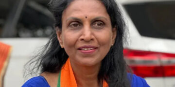 കേരളത്തില്‍ ഭരണം മാറി, പക്ഷെ മറ്റൊന്നും മാറിയിട്ടില്ല. പൊലീസ് ഇപ്പോഴും സിപിഎമ്മിന്റെ അടിമകള്‍, ആര്‍ സുഗതന്‍ എങ്ങനെ ഗുണ്ടയായി? അയാള്‍ ഗുണ്ടയല്ല, നാട്ടുകാര്‍ക്ക് പ്രിയങ്കരന്‍, പിന്തുണയുമായി ആര്‍ ശ്രീലേഖ