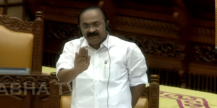 2,000 ത്തിൽ നിന്ന് 3,000ത്തിലേയ്ക്ക് പെൻഷൻ! വർദ്ധനവ് ഉടൻ പ്രാബല്യത്തിലാകുമെന്ന് മുഖ്യമന്ത്രി വി.ഡി. സതീശൻ; ‘യുഡിഎഫിന്റെ വാഗ്ദാനം എൽഡിഎഫിന്റെതു പോലെയല്ല; വൈകിപ്പിക്കില്ല‘
