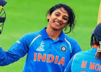 ‘ഒരിക്കൽ ടെസ്റ്റ് മത്സരത്തിനിടെ എനിക്ക് പീരിയഡ്സായി; പാഡ് മാറ്റാൻ ഗ്രൗണ്ടിന് പുറത്തു പോകാൻ അംപയറോട് അനുവാദം ചോദിച്ചു; വെള്ള വസ്ത്രമായതിനാൽ തന്നെ മറ്റ് വഴിയൊന്നുമില്ലായിരുന്നു‘- തുറന്നു പറഞ്ഞ് സ്മൃതി മന്ഥന