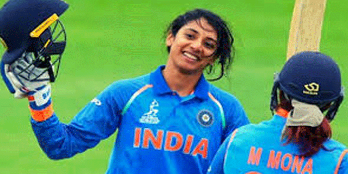 ‘ഒരിക്കൽ ടെസ്റ്റ് മതസരത്തിനിടെ എനിക്ക് പീരിയഡ്സായി; പാഡ് മാറ്റാൻ ഗ്രൗണ്ടിന് പുറത്തു പോകാൻ അംപയറോട് അനുവാദം ചോദിച്ചു; വെള്ള വസ്ത്രമായതിനാൽ തന്നെ മറ്റ് വഴിയൊന്നുമില്ലായിരുന്നു‘- തുറന്നു പറഞ്ഞ് സ്മൃതി മന്ഥന