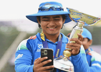 ‘സൂര്യവംശി ഒരു അത്ഭുതബാലൻ, ഇന്ത്യൻ ക്രിക്കറ്റിന്റെ നിധി; അവൻ സച്ചിനേക്കാളും കോലിയേക്കാളും പ്ര​ഗൽഭനാകും; നഷ്ടപ്പെട്ടു പോകാതെ നന്നായി വളർത്തണം‘ : ഡെയ്ൽ സ്റ്റെയ്ൻ