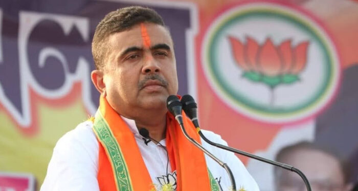 “ഈ രാജ്യത്ത് ജീവിക്കണമെങ്കിൽ നിങ്ങൾ വന്ദേമാതരവും ജനഗണമനയും ചൊല്ലണം,  ഇതാണ് സനാതന സംസ്കാരം.  ഈ രാജ്യം മറ്റാരുടെയും കൈകളിലേക്ക് പോകാൻ അനുവദിക്കില്ല”, വന്ദേമാതരം ആലപിക്കുന്നതില്‍ നിന്ന് മുസ്ലിം വിദ്യാര്‍ത്ഥികളെ ഒഴിവാക്കാന്‍ പറ്റില്ലെന്ന് സുവേന്ദു അധികാരി