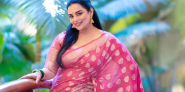 സംഘടനയുടെ പേര് ജനങ്ങൾക്ക് മുൻപിൽ ചീഞ്ഞളിഞ്ഞു, അംഗങ്ങള് തമ്മില് കൂട്ടത്തല്ല്, വരവ് ചെലവ് കണക്കുകളിലും വ്യക്തതയില്ല, അമ്മയുടെ പ്രസിഡന്റ് സ്ഥാനം രാജിവച്ച് ശ്വേതാ മേനോന്