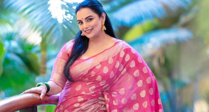 സംഘടനയുടെ പേര് ജനങ്ങൾക്ക് മുൻപിൽ ചീഞ്ഞളിഞ്ഞു, അംഗങ്ങള് തമ്മില് കൂട്ടത്തല്ല്, വരവ് ചെലവ് കണക്കുകളിലും വ്യക്തതയില്ല, അമ്മയുടെ പ്രസിഡന്റ് സ്ഥാനം രാജിവച്ച് ശ്വേതാ മേനോന്