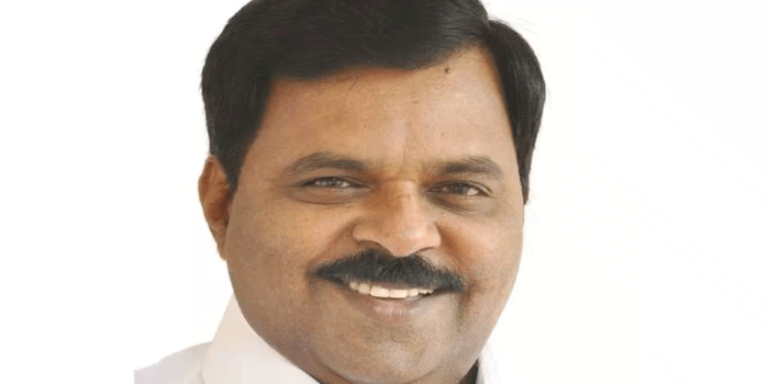 “വഴക്കുണ്ടാക്കാനോ പിടിച്ചുപറിക്കാനോ ഇല്ല; കെപിസിസി അധ്യക്ഷ സ്ഥാനത്തിന് ഞാൻ അർഹനാണ്“- താല്പര്യം പ്രകടിപ്പിച്ച് ജോസഫ് വാഴയ്ക്കൻ; ഹൈക്കമാൻഡിനെ അറിയിക്കാൻ ഡൽഹിയിൽ; മല്ലികാർജ്ജുൻ ഖാർഗെയെ കാണും