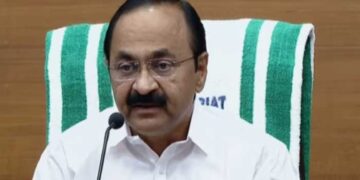 പേര് ‘പ്രിയദർശിനി’, പ്രായമോ, വരുമാനമോ കണക്കിലെടുക്കില്ല, ജൂൺ 15 മുതൽ കെഎസ്ആർടിസി ഓർഡിനറി ബസുകളിൽ സ്ത്രീകൾക്ക് സൗജന്യ യാത്ര, ട്രാൻസ്ജെൻഡേഴ്സിനും യാത്രചെയ്യാം, നഷ്ടം സർക്കാർ നികത്തും- മുഖ്യമന്ത്രി