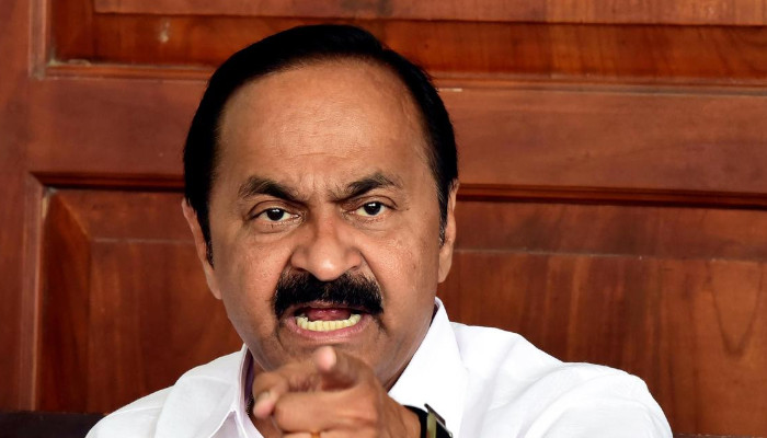 എന്താണ് ആ മനുഷ്യന് ചെയ്ത തെറ്റ്?? മരിച്ചു കഴിഞ്ഞിട്ടും വളരെ മോശമായ പ്രചരണമാണ് നടക്കുന്നത്, ആരാണ് ഇതിന്റെ പിറകില്, സുഖമില്ലാതെ കിടക്കുമ്പോള്, ചത്തുകൂടെ എന്നാണ് ചോദിച്ചത്, ഇത് കേരളത്തിന് യോജിച്ചതല്ല- വി ഡി സതീശന്