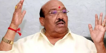 “വിദ്യാർത്ഥി നേതാക്കൾ മുതൽ , ബ്രാഞ്ച് ലോക്കൽ, ഏരിയ സെക്രട്ടറിമാർക്ക് വരെ അഹങ്കാരമായിരുന്നു”, എന്നാല് കുറ്റങ്ങള് മുഴുവന് കേൾക്കേണ്ടിവന്നത് പിണറായി വിജയന്, പത്ത് വർഷം വാഴ്ത്തിപാടി, തോറ്റപ്പോൾ ആക്ഷേപ ശരങ്ങൾ എറിയുന്നു, അദ്ദേഹത്തെ ക്രൂശിക്കുന്നത് നീതികേട്, സിപിഐഎം ആത്മ പരിശോധന നടത്തണമെന്ന് വെള്ളാപ്പള്ളി നടേശന്