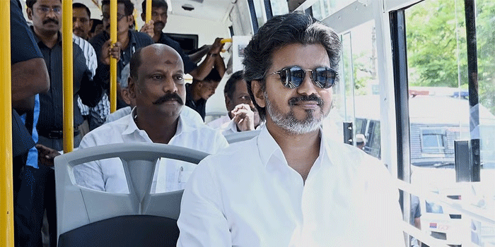 വിജയ് വേറെ ലെവൽ; തമിഴ്‌നാട്ടിൽ ഇനി മുതൽ സര്‍ക്കാര്‍ വാങ്ങുക എസി ബസുകൾ മാത്രമെന്ന് പ്രഖ്യാപനം; സാധാരണ ജനങ്ങൾക്കും മികച്ച യാത്രാസൗകര്യം ലഭിക്കണമെന്നതാണ് മുഖ്യമന്ത്രിയുടെ കാഴ്ചപ്പാടെന്ന് ​ഗതാ​ഗത മന്ത്രി
