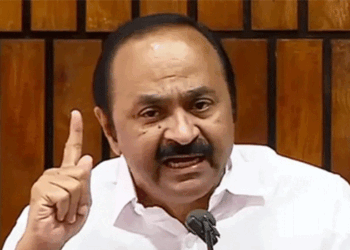‘റാ​ഗിങ് ചെയ്യാൻ മുതിരുന്നവരെ വെറുതെ വിടില്ല;  പുതിയ നിയമം കൊണ്ടുവരും; വിദ്യാർത്ഥികൾക്ക് നേരിട്ട് പരാതി നൽകാൻ സിദ്ധാർത്ഥിന്റെ പേരിൽ പ്രത്യേക മൊബൈൽ ആപ്പ് ഒരുക്കും; കർശന നടപടി സ്വീകരിക്കും‘- മുഖ്യമന്ത്രി