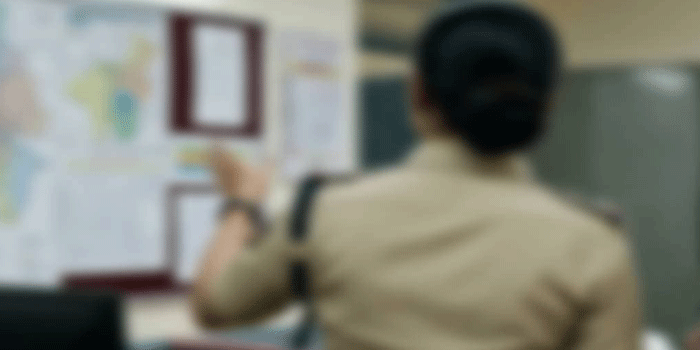 കോണ്ടം പാക്കറ്റുകൾ മുന്നിൽ കൊണ്ടുവന്നിട്ടു, അനാവശ്യമായി സ്പർശിക്കാൻ ശ്രമിച്ചു; സ്വാകാര്യ ദൃശ്യങ്ങൾ അനുമതിയില്ലാതെ മൊബൈലിൽ പകർത്തി, ഭർത്താവിന് അയച്ചുകൊടുക്കുമെന്ന് നിരന്തര ഭീഷണിയും- സഹപ്രവർത്തകനെതിരെ വനിതാ ഐപിഎസ് ട്രെയിനിയുടെ പരാതി