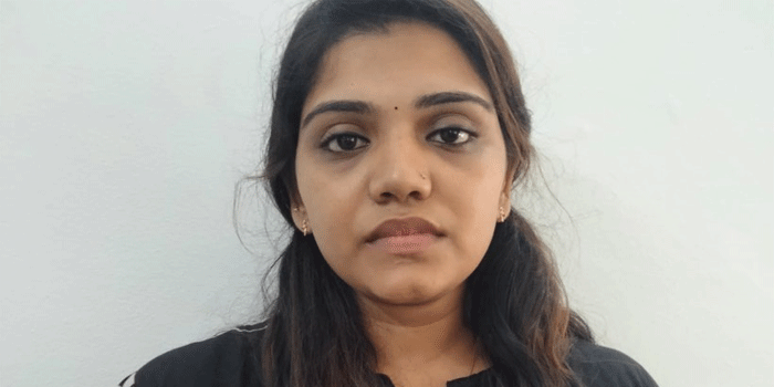 ലഹരിക്കടത്തിൽ അധ്യാപികമാരും; കോഴിക്കോട് പേരാമ്പ്ര ബി.ആർ.സി.യിലെ മറ്റൊരു അധ്യാപികയും അറസ്റ്റിൽ; ആദ്യം അറസ്റ്റിലായ അധ്യാപികയുടെ മൊഴി നിർണ്ണായകമായി; ലഹരി ഇടപാടുകളിലൂടെ ബാങ്ക് അക്കൗണ്ടിലേക്കെത്തിയത് ലക്ഷങ്ങൾ!!
