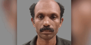 ക്ലാസ് എടുക്കുന്നതിനിടെ ശരീരഭാഗങ്ങളിൽ കടന്നുപിടിച്ചു, ലൈംഗീകാതിക്രമം; പ്രായപൂർത്തിയാകാത്ത വിദ്യാർത്ഥിനികളോട് ട്യൂഷൻ സാറിന്റെ ക്രൂരത; ക്ളാസിൽ വച്ച് പീഡിപ്പിച്ചു; കുട്ടികളുടെ പെരുമാറ്റത്തിൽ സംശയം തോന്നിയ വീട്ടുകാർ വിവരം ചോദിച്ചതോടെ വെളിപ്പെടുത്തൽ