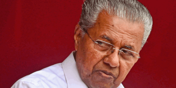 ‘എല്ലാം മാധ്യമ സൃഷ്ടി;  കേസ് എന്നിലേക്ക് എത്തിക്കാനാണ് ശ്രമം;എന്തെങ്കിലും ഫലമുണ്ടാകുമോയെന്ന് നോക്കിക്കോളൂ ‘;ശശിധരൻ കർത്തയുടെ മൊഴി തള്ളി പിണറായി വിജയൻ