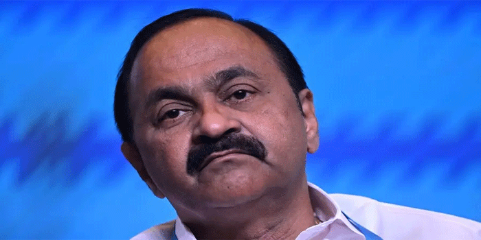“ചില അമ്മമാർക്ക് അവർ മാത്രം തയ്യാറാക്കുന്ന പ്രത്യേക വിഭവങ്ങളുണ്ടാകും. അത് മക്കൾക്കോ മകന്റെ ഭാര്യയ്ക്കോ പകർന്നുനൽകണം. തലമുറകളിലേക്ക് കൈമാറേണ്ട അറിവുകൾ സംരക്ഷിക്കപ്പെടണം” ; മുഖ്യമന്ത്രിയുടെ പരാമർശം വിവാദത്തിൽ