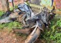 അമിത വേഗത്തിലെത്തിയ സ്വകാര്യ ബസ് ബൈക്ക് യാത്രികരെ ഇടിച്ചു തെറുപ്പിച്ചു, അച്ഛനും മകനും ദാരുണാന്ത്യം, പ്രതിഷേധവുമായി നാട്ടുകാർ