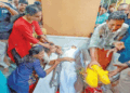 ‘ഓണത്തിന് എന്റെ കൂട്ടുകാരെയെല്ലാം വിളിക്കണം’; അതിനു മുന്നേ കൂട്ടുകാരെത്തി, കുഞ്ഞ് അമനെ യാത്രയാക്കാൻ; പുതിയ ചെരിപ്പും റിമോട്ട് കാറും അവനരികെ വച്ച് പിതാവ്; നോവായി ആ അന്ത്യ യാത്ര