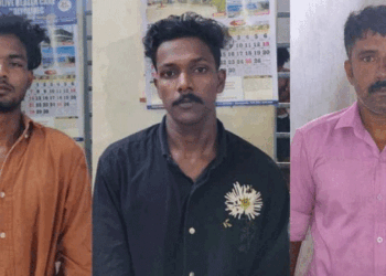 ‘ഞാൻ കടലിൽ ചാടുന്ന വീഡിയോ ഒന്നെടുത്തു തരാമോ?‘- ഒളിഞ്ഞിരിക്കുന്ന ചതി തിരിച്ചറിയാതെ സമ്മതം മൂളിയ ഐ.ടി. ഉദ്യോഗസ്ഥന് നഷ്ടമായത് കഴുത്തിൽ കിടന്ന 4 പവന്റെ മാല; സംഭവം തൃശ്ശൂരിൽ