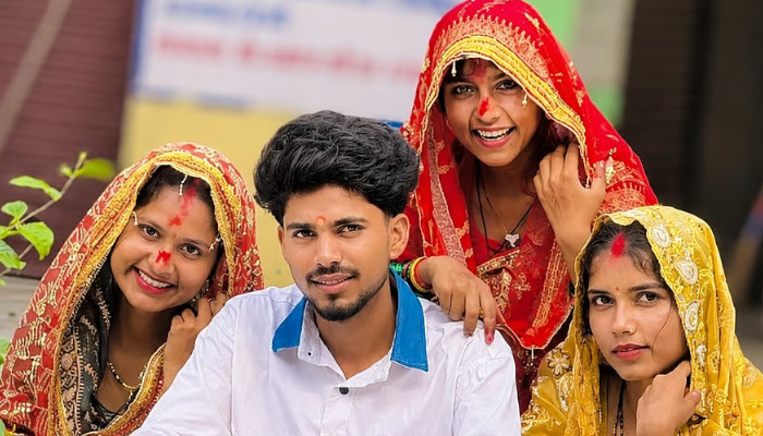 തമ്മില് പിരിഞ്ഞൊരു ജീവിതമില്ല, ഒരേ മണ്ഡപത്തില് മൂന്ന് സഹോദരിമാരെ വിവാഹം കഴിച്ച് ക്യാമറാമാന്