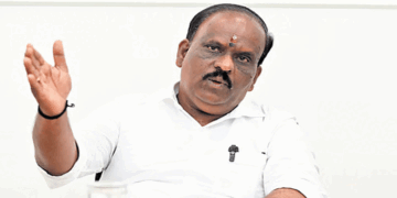 ‘ഒരു ജോലി ശരിയാക്കി തരുമോ?‘ ചാത്തന്നൂർ എംഎൽഎ ബി.ബി. ഗോപകുമാറിന് ഒരു കോൾ; ഇല്ലെന്ന് അറിയിച്ചതിനു പിന്നാലെ പച്ചത്തെറിവിളിയും വധഭീഷണിയും; അതിനിടെ കഴക്കൂട്ടം എംഎൽഎയുടെ ഫോൺ നമ്പറും ആവശ്യപ്പെട്ടു; പോലീസ് അന്വേഷണം ആരംഭിച്ചു