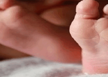 കുറ്റക്കാരിയെന്ന് തെളിയിക്കാനായില്ല; ഒന്നര വയസ്സുകാരനെ കിണറ്റിലെറിഞ്ഞ് കൊലപ്പെടുത്തിയ കേസിൽ അമ്മയെ കോടതി വെറുതെവിട്ടു