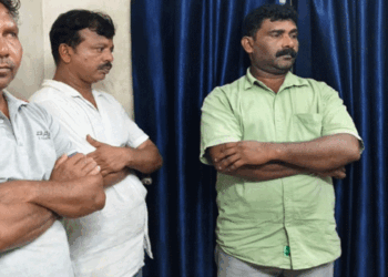 ജീവിച്ചിരിക്കുന്നയാളുടെ പേരും പറഞ്ഞ് മരണാനന്തര ചടങ്ങിന് പണപ്പിരിവ്; , വിവിധ അക്കൗണ്ടുകളിലൂടെ ഏകദേശം 19,000 രൂപ കൈപ്പറ്റി; മരിച്ചെന്നു പറഞ്ഞയാളുടെയും ഭാര്യയുടെയും പരാതിയിൽ കേസെടുത്ത് പോലീസ്