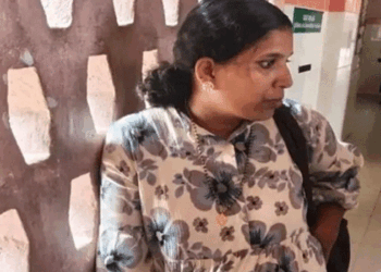 വെളിച്ചെണ്ണ കുപ്പിയിൽ ഹാഷിഷ് ഓയിൽ,  കോഴിക്കോട് മെഡിക്കൽ കോളേജിൽ പ്രസവ വാർഡിൽ കൂട്ടിരിപ്പുകാരി പിടിയിൽ; ജയിലിൽ കഴിയുന്ന ഭർത്താവിന് കൈമാറാനാണ് ലഹരി കൊണ്ടുവന്നതെന്ന് മൊഴി