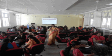 ഉന്നതവിദ്യാഭ്യാസത്തിന് മലയാള പാഠപുസ്തകങ്ങൾ; കേരളത്തിലെ നോഡൽ സ്ഥാപനമായി കേരള കേന്ദ്ര സർവകലാശാലയെ തെരഞ്ഞെടുത്തു