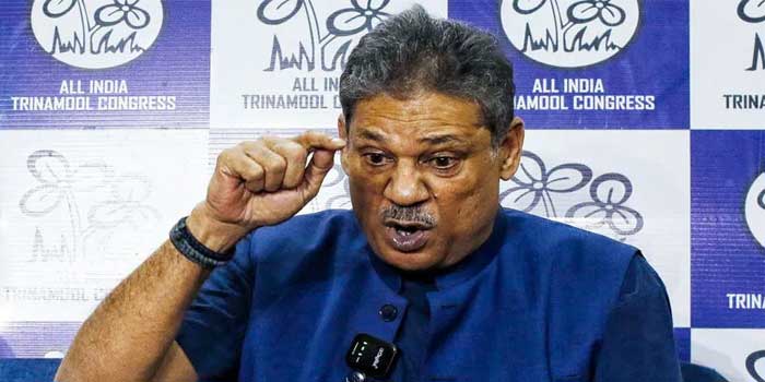 കൊച്ചുകുഞ്ഞുങ്ങൾ പോലും ക്രിക്കറ്റ് മത്സരങ്ങൾ കാണുന്നുണ്ടാകും, അതിനിടയിൽ ‘അഡൾട്ട് പരസ്യം’ കൊടുക്കാൻ നിങ്ങൾക്ക് നാണമില്ലേ? ഇത്തരം പരസ്യം വരുമ്പോൾ മക്കളുടെ അടുത്തിരിക്കുന്ന മാതാപിതാക്കൾ എങ്ങോട്ട് നോക്കണമെന്നറിയാതെ വട്ടംതിരിയുകയാണ്!! ഇന്ത്യ–ഇംഗ്ലണ്ട് ട്വന്റി 20 മത്സരത്തിനിടെ കോണ്ടത്തിന്റെ പരസ്യം- രൂക്ഷ വിമർശനവുമായി കീർത്തി ആസാദ്