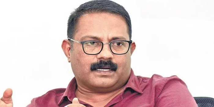 ശേഷാദ്രിനാഥന്റെ ഒരു സംഘി ഇടപെടലെങ്കിലും കാണിച്ചുതരൂ… ആ മനുഷ്യനെ എന്നല്ല ഒരു മനുഷ്യനെയും വർഗീയവാദിയാക്കുന്നത് അപകടകരം, അതും ഒരു വക്കീലും ജഡ്ജിയുമായിരുന്ന അദ്ദേഹത്തെ… ആക്രമണകാരികളായ തെരുവു നായ്ക്കളെ നിർമിതബുദ്ധിയുടെ സഹായത്തോടെ തേടിപ്പിടിച്ച് ദയാവധം നടപ്പാക്കും- കെഎം ഷാജി