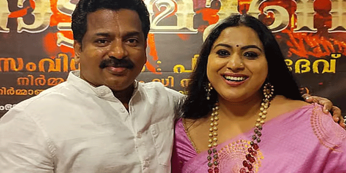 ‘ആഹാ..അല്ല എല്ലാവരും പോകുവാന്നോ; അയ്യോ അങ്ങിനെ പോകല്ലേ..യുദ്ധം ചെയ്യാൻ കച്ചകെട്ടി ഇറങ്ങിയവരല്ലേ… pls അതൊന്ന് ചെയ്തിട്ട് പോണം..Mmm..കോടതി സമ്മതിക്കില്ലല്ലേ..കഷ്ടം ഓരോരോ ദുരന്തങ്ങൾ..’അഡ്ഹോക്ക് കമ്മിറ്റിയെ പരിഹസിച്ച് ലക്ഷ്മി പ്രിയയുടെ ഭർത്താവ്